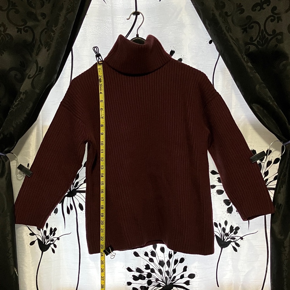 Babaton 100% Wool Burgundy Turtleneck Sweater